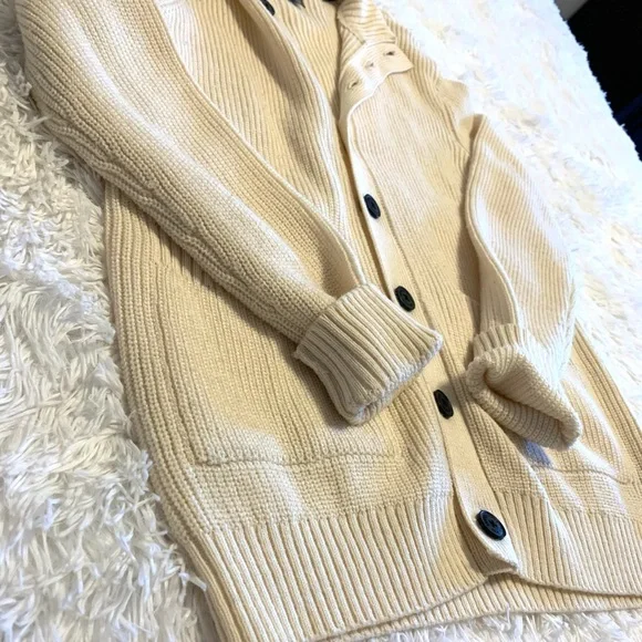 Kenneth Cole button up - Picture 3 of 6